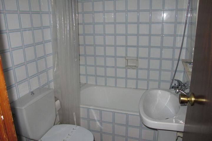 Room 26 of 91