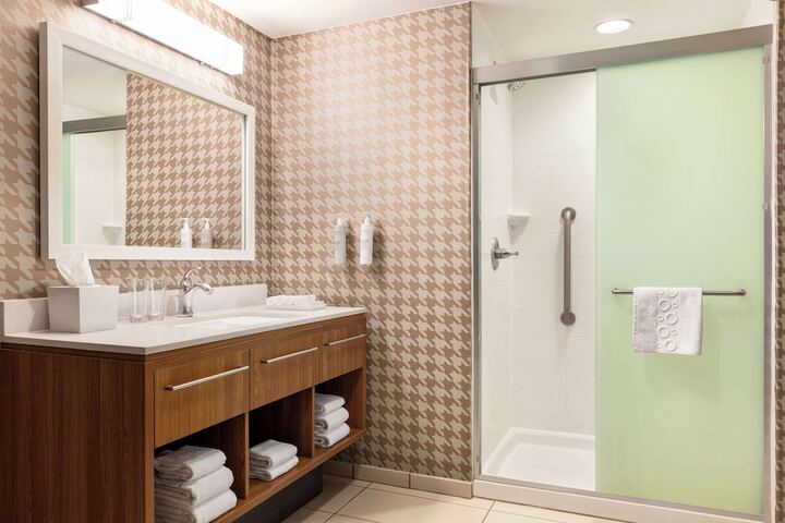 Bathroom shower