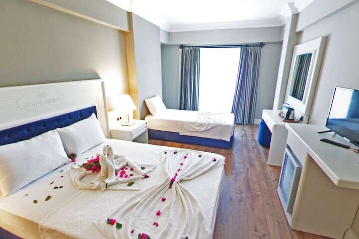 Room 19 of 65