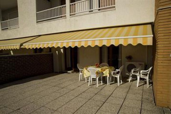 Terrace/Patio 15 of 15