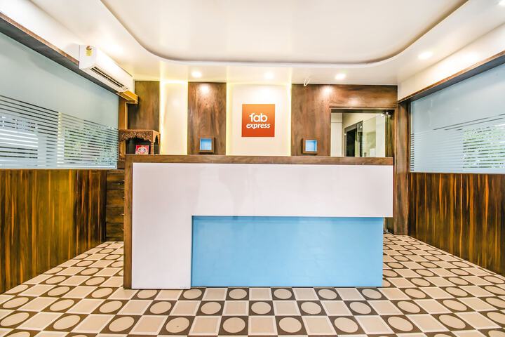 FABHOTEL GRAND INN