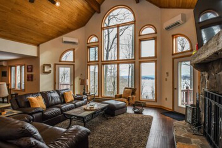 Mountain Majesty House