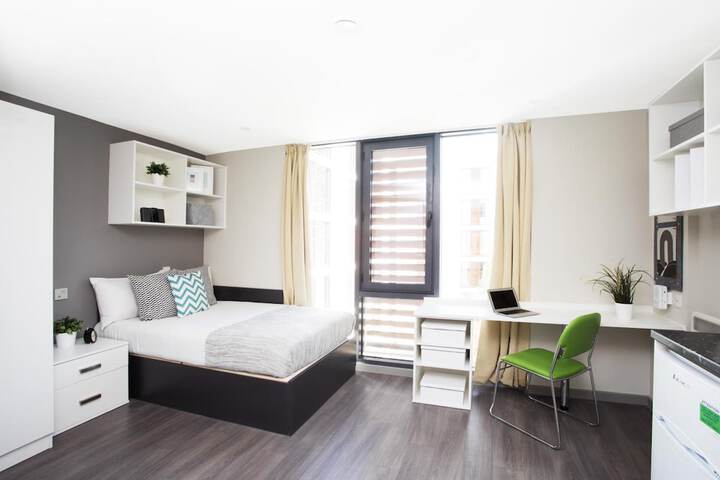 Room 12 of 26