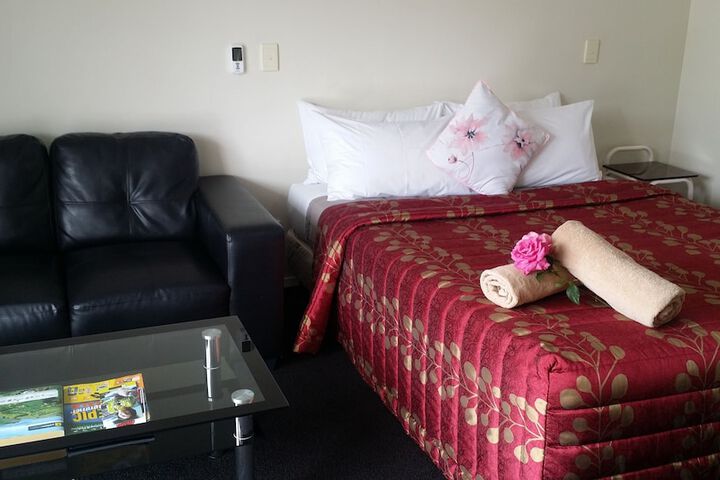 Room 3 of 40