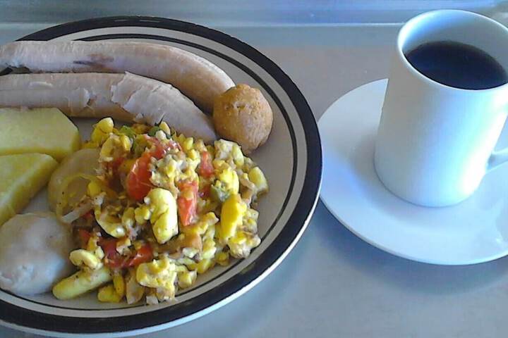 Breakfast/Coffee Service 40 of 78