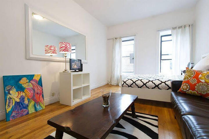 Photo of TIMES SQUARE STUDIO