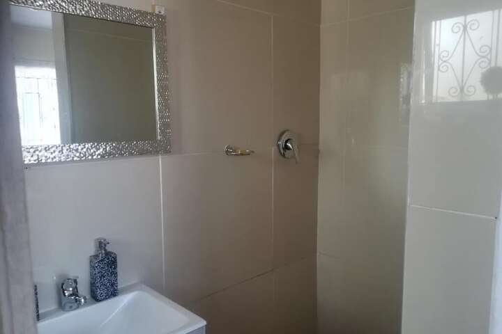 Room 15 of 25