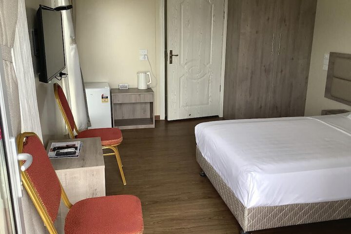 Room 7 of 23