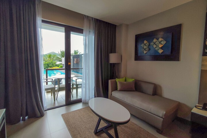 Room 30 of 113