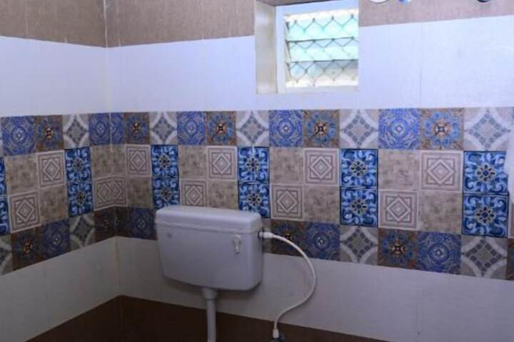 Room 15 of 22