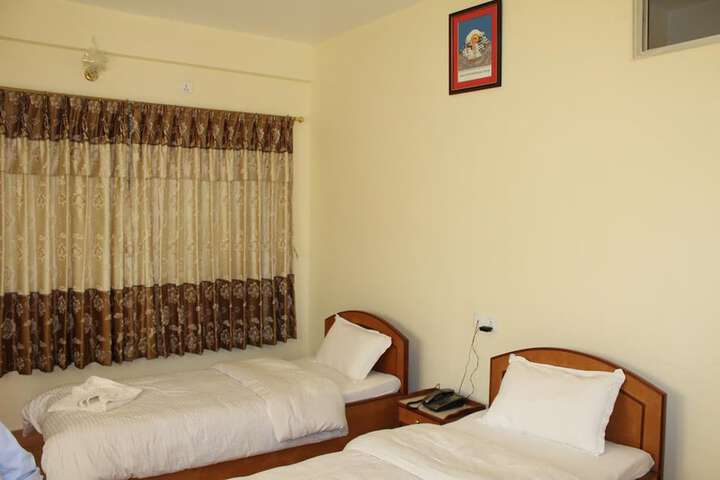 Room 5 of 22