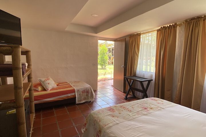Room 14 of 28