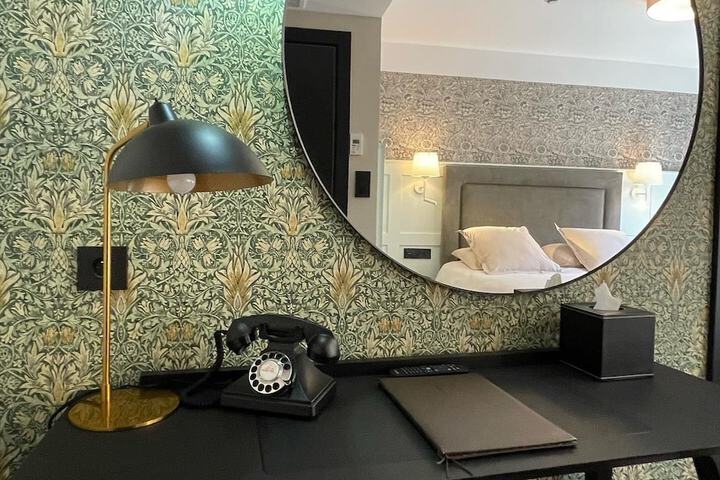Room 7 of 26
