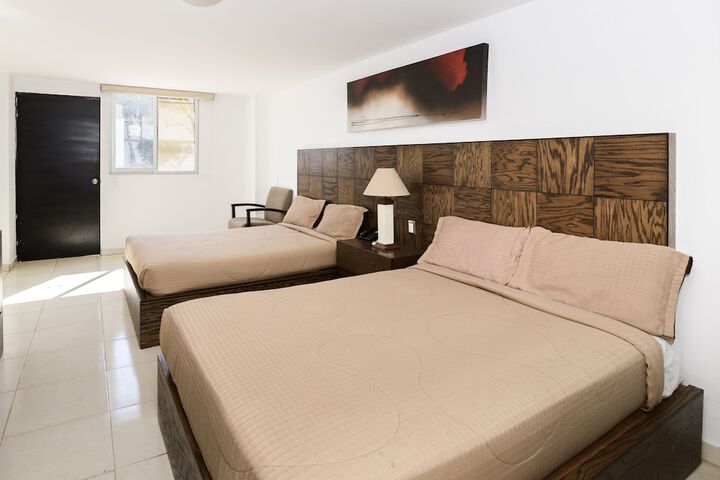 Room 9 of 29