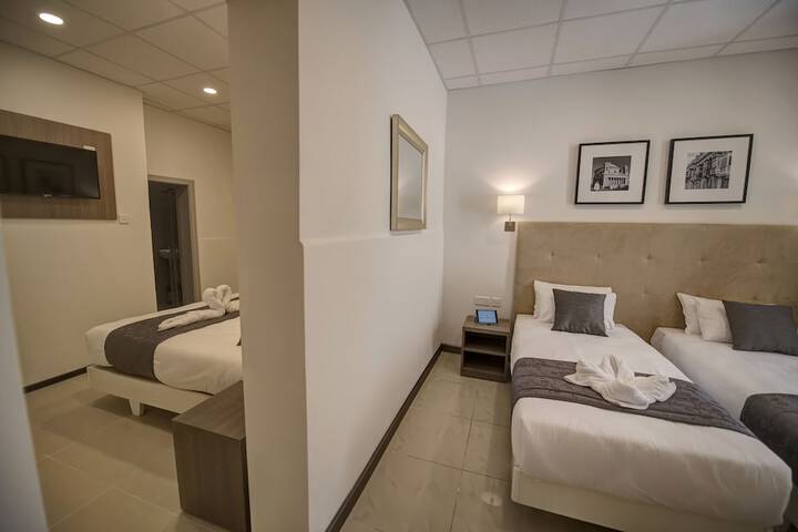 Room 7 of 41