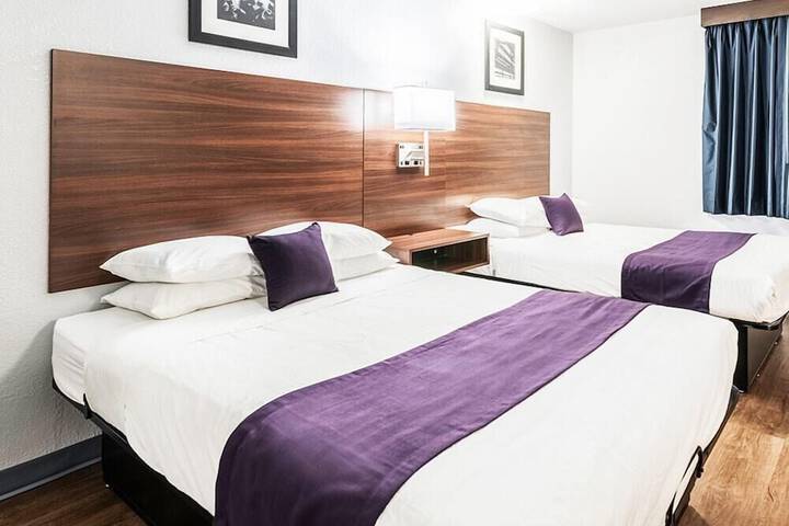 Room 3 of 17