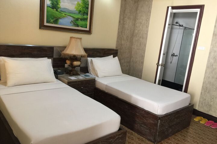 Room 7 of 54