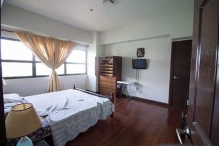 Room 75 of 127