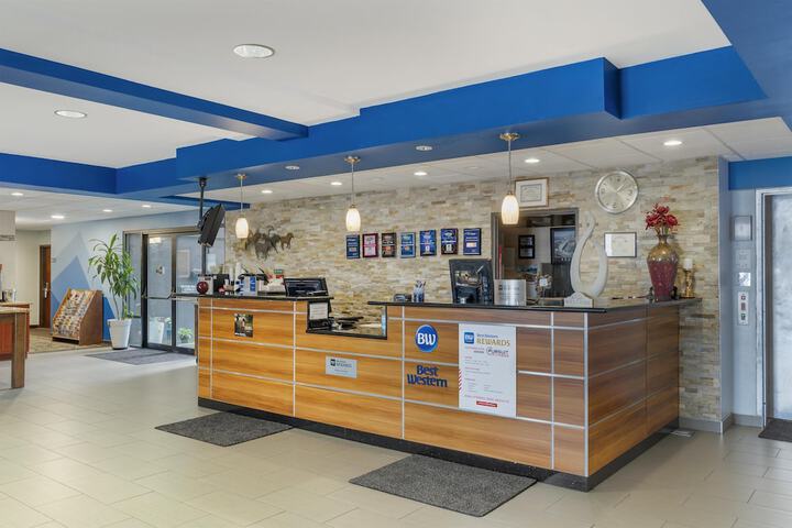 Hotel Interior 4 of 46