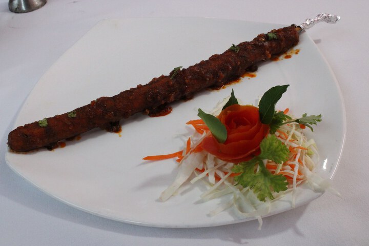 Dining 35 of 40