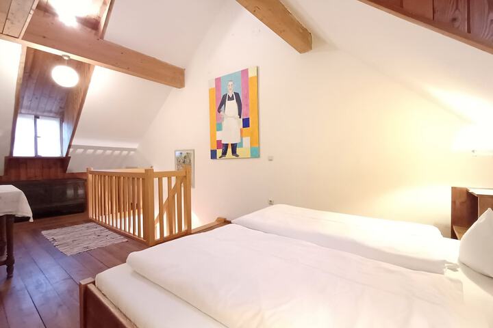 Room 14 of 91