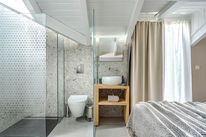 Room 21 of 72