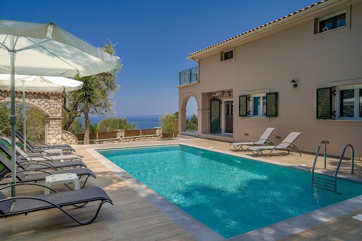 Sundeck 56 of 72