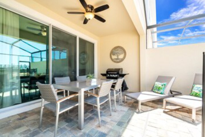 Terrace/Patio 11 of 51