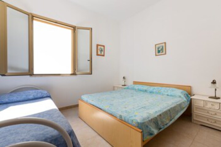Room 70 of 113