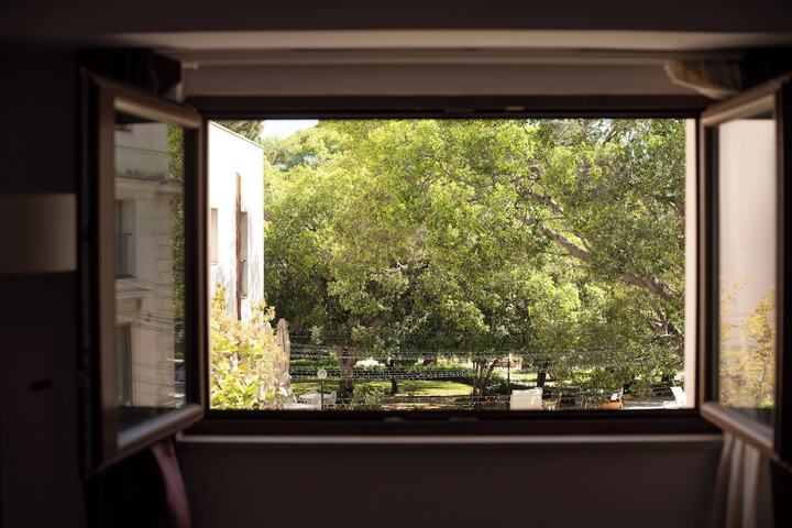 Room 20 of 104