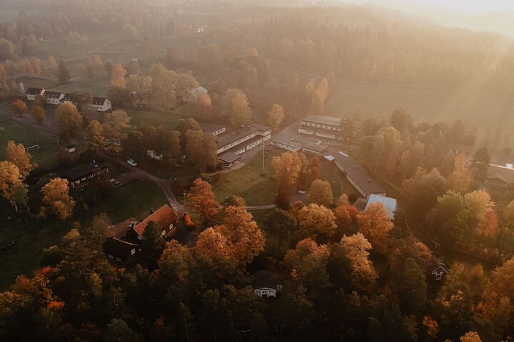 Stiftsgården Tallnäs in Skillingaryd