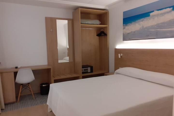 Room 5 of 41