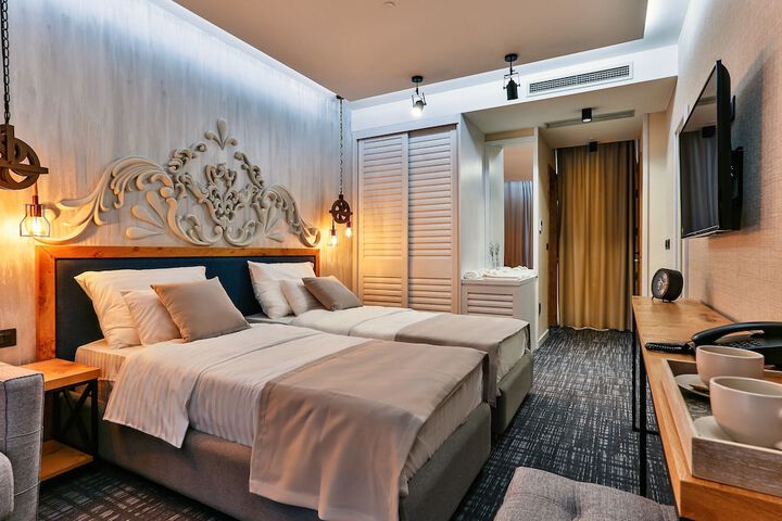 Room 11 of 56