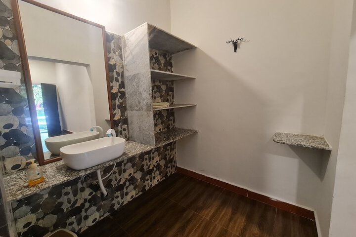 Room 19 of 52