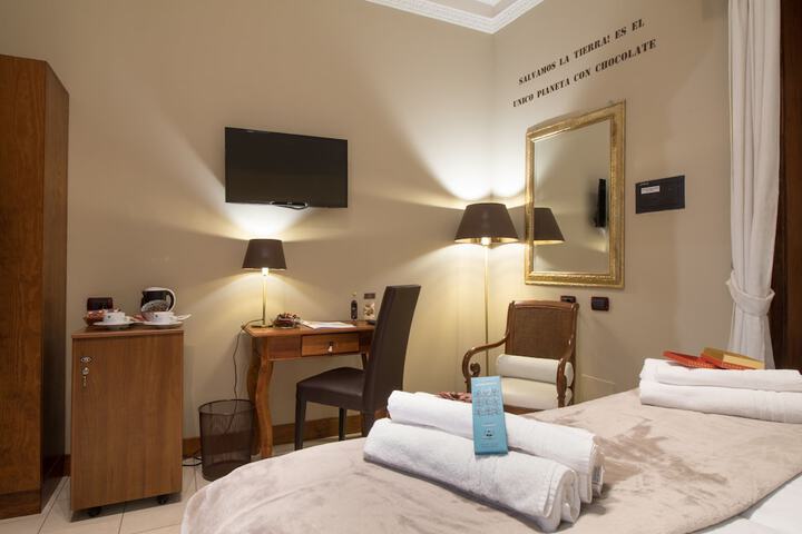 Room 6 of 41