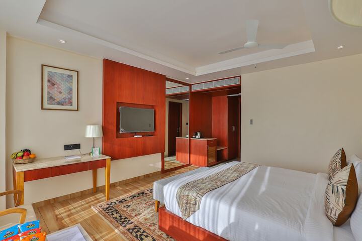 Room 18 of 23