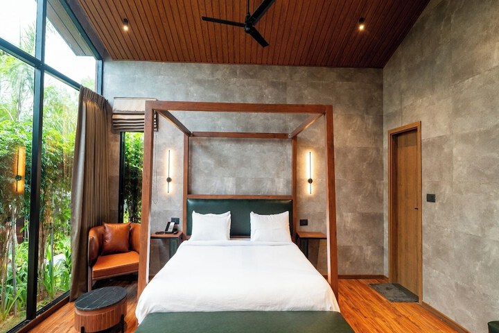 Room 10 of 60