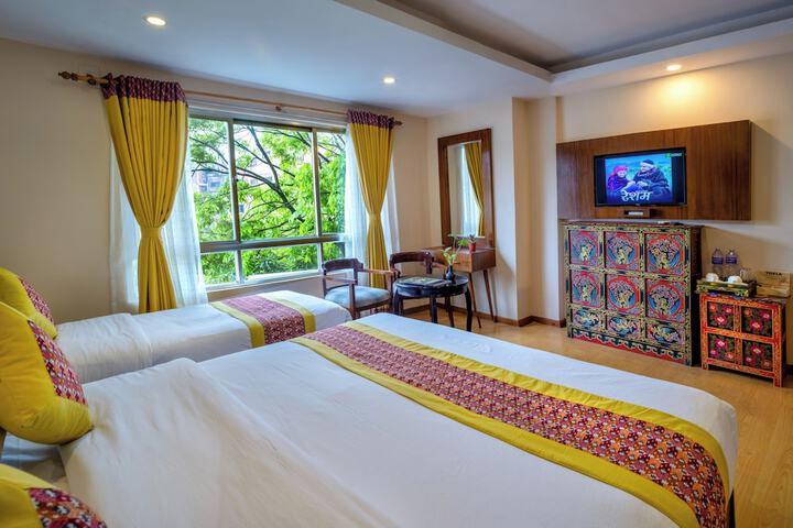 Room 3 of 26