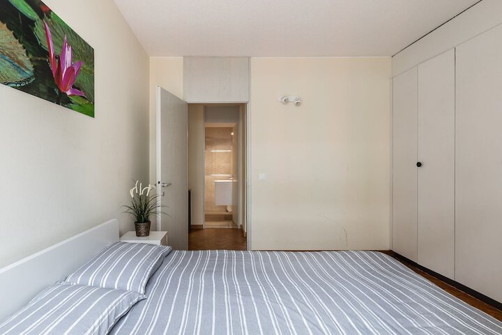 Room 30 of 124