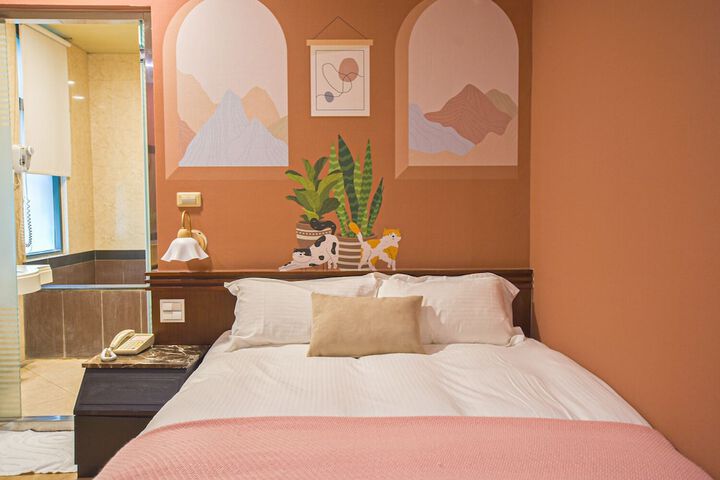 Room 22 of 56