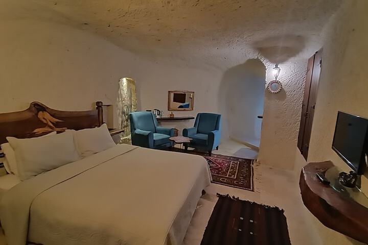 Room 7 of 58