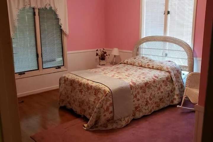 Room 3 of 9