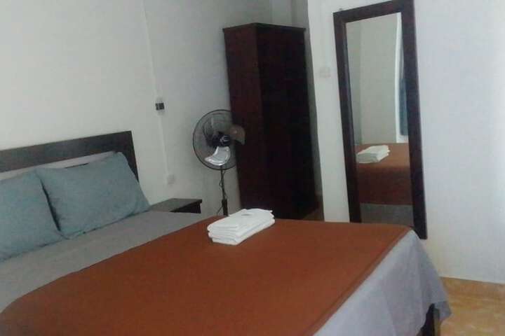Room 14 of 127
