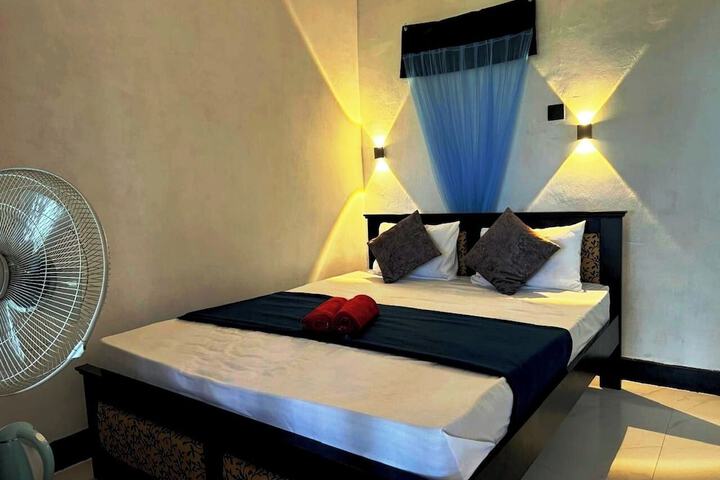 Room 14 of 26