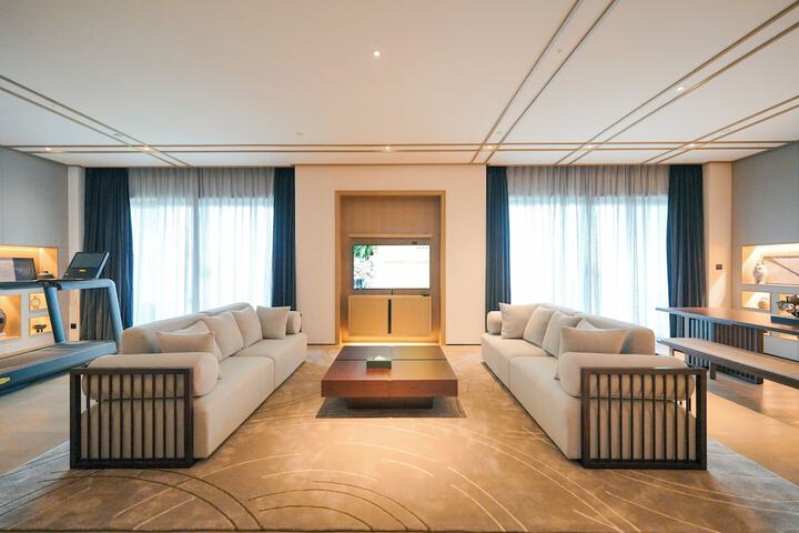 Room 16 of 126