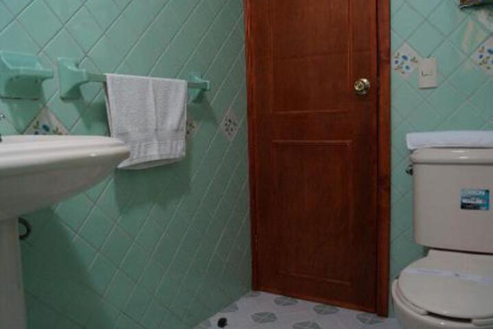 Room 7 of 19