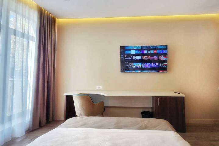 Room 37 of 67