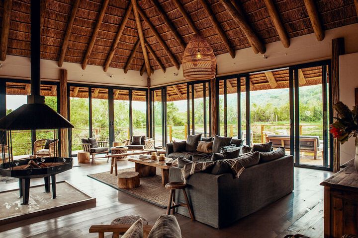 Hotel Interior 7 of 113