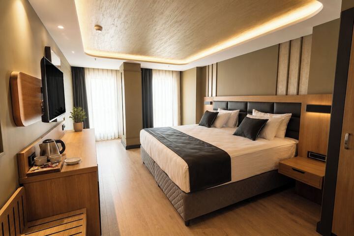 Room 27 of 72