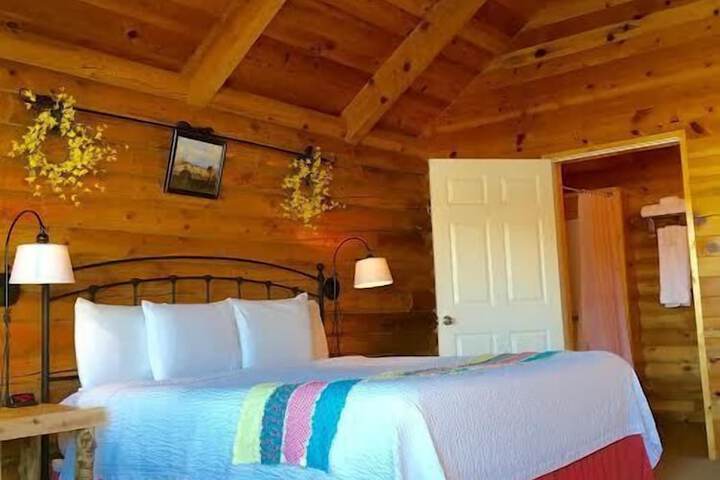 Room 3 of 22